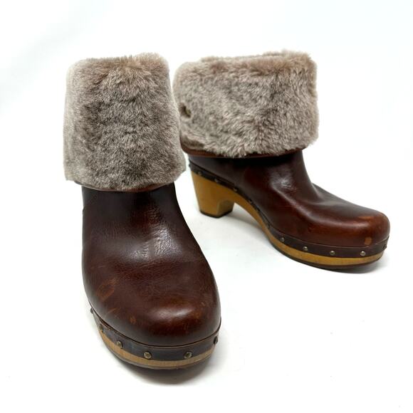 UGG Australia Lynnea II Leather Clog Boots - Picture 2 of 14